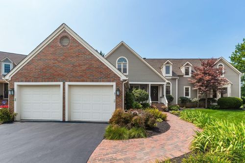 6484 Moors Pl W, Dublin, OH, 43017-9046 | Card Image