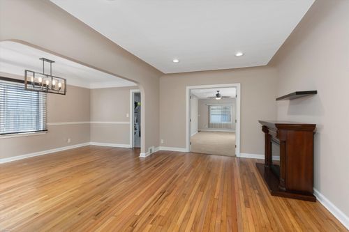 4492 Marr Avenue, Warren, MI, 48091 | Card Image