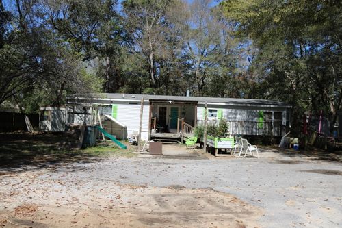 924A Mcfarlan Avenue, Fort Walton Beach, FL, 32547 | Card Image