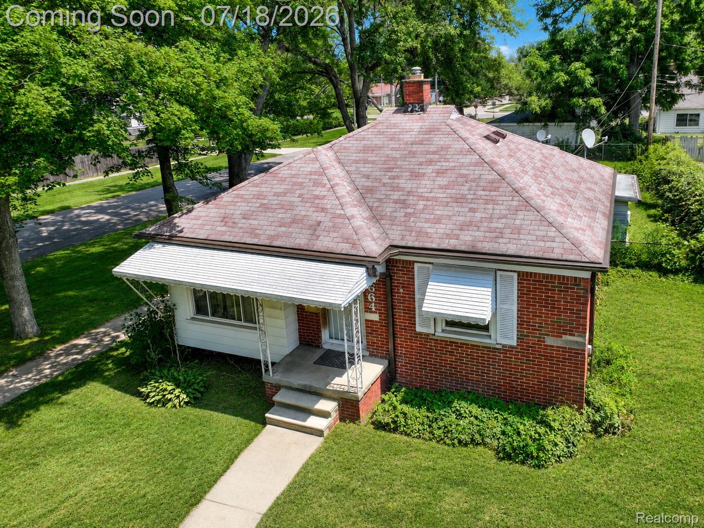 Residential in Redford Charter Township 5