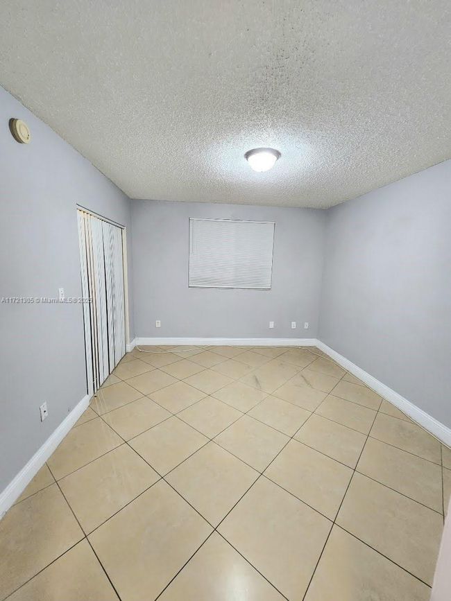 APT-129 - 2600 S University Dr, Condo with 3 bedrooms, 2 bathrooms and null parking in Davie FL | Image 16