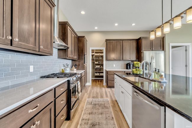 246 Wave Rock Run W, House other with 4 bedrooms, 5 bathrooms and null parking in Fort Wayne IN | Image 8