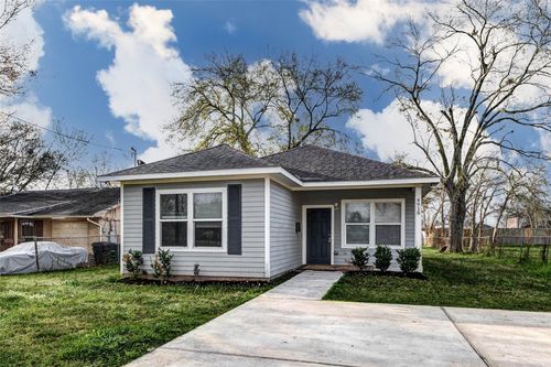 4918 Carmen St, Houston, TX, 77033-4106 | Card Image