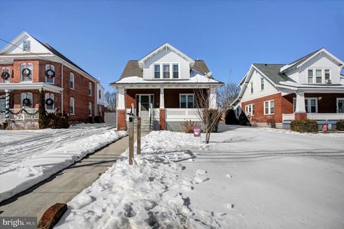 17814 Virginia Ave, HAGERSTOWN, MD, 21740-7068 | Card Image