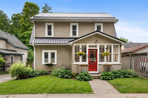36 Mccready St, Brockville, ON, K6V5N3 | Card Image