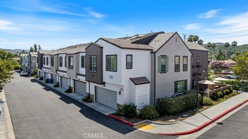 1821 Poppy, Simi Valley, CA, 93065 | Card Image