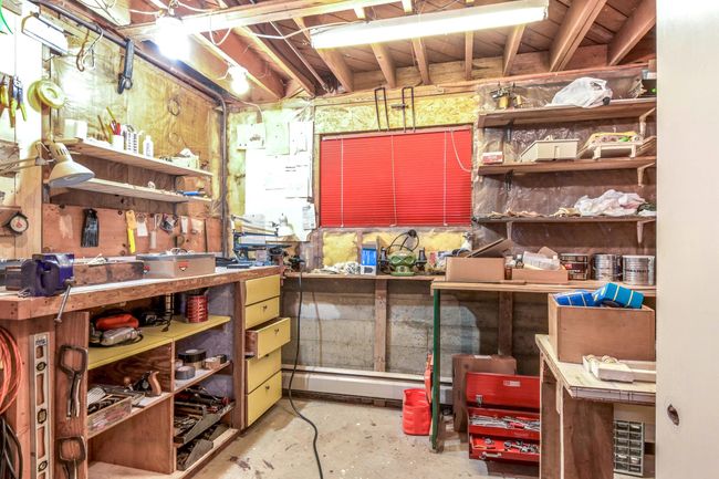 19865 36 A Ave, House other with 4 bedrooms, 2 bathrooms and 6 parking in Langley BC | Image 18