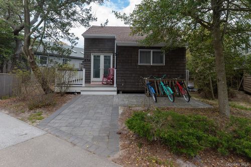 574 Bayberry Walk, Ocean Beach, NY, 11770-2033 | Card Image