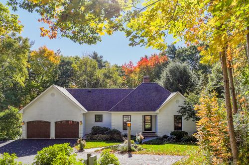 4 Wellington Dr, Rockport, ME, 04856-4019 | Card Image