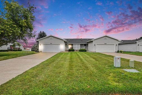 1001 Sweeney St, Mt Pleasant, MI, 48858-3687 | Card Image