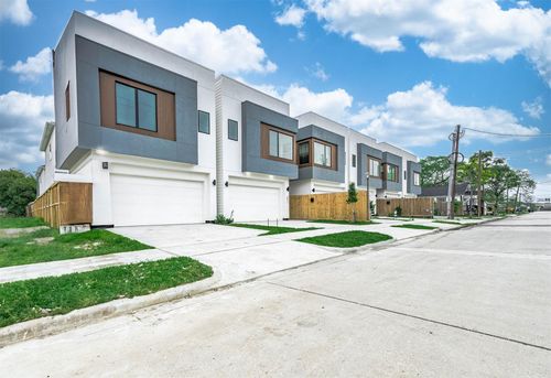 3509 Mcilhenny St, Houston, TX, 77004-2147 | Card Image