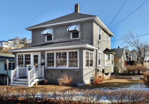 18 Valley Beach Ave, Hull, MA, 02045-3207 | Card Image