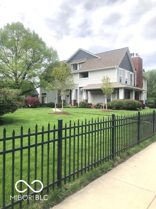 unit-b-1322 N Alabama St, Indianapolis, IN, 46202-4507 | Card Image