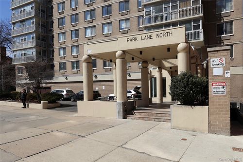 apt-7d-118-17 Union Tpke, Forest Hills, NY, 11375-6102 | Card Image