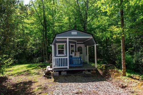 245 White Oak Creek Rd, Burnsville, NC, 28714-8575 | Card Image