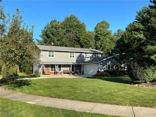 5158 Lansdowne Dr, Solon, OH, 44139-1229 | Card Image