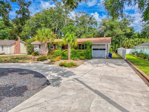 807 Bellamy Rd, North Myrtle Beach, SC, 29582-2827 | Card Image
