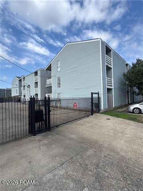 4218 Hessmer Ave, Metairie, LA, 70002-7126 | Card Image
