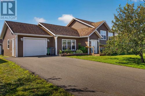 26 Hummingbird St, Charlottetown, PE, C1E0B2 | Card Image