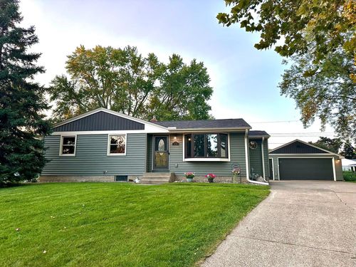 6190 Dell Ln N, Woodbury, MN, 55125-1109 | Card Image