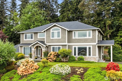 13718 9th Avenue Ct Nw, Gig Harbor, WA, 98332-7634 | Card Image