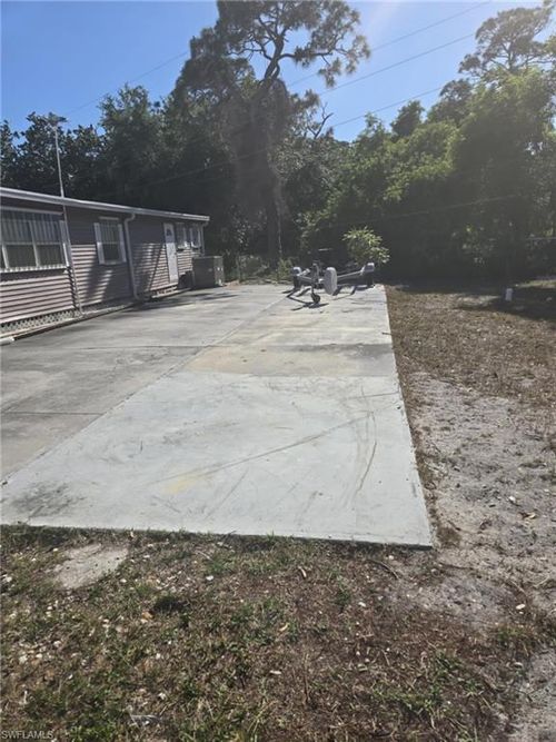 20640 River Dr, ESTERO, FL, 33928-3610 | Card Image