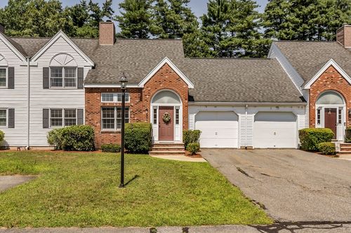 11-11 Stonebridge Dr, Plaistow, NH, 03865 | Card Image