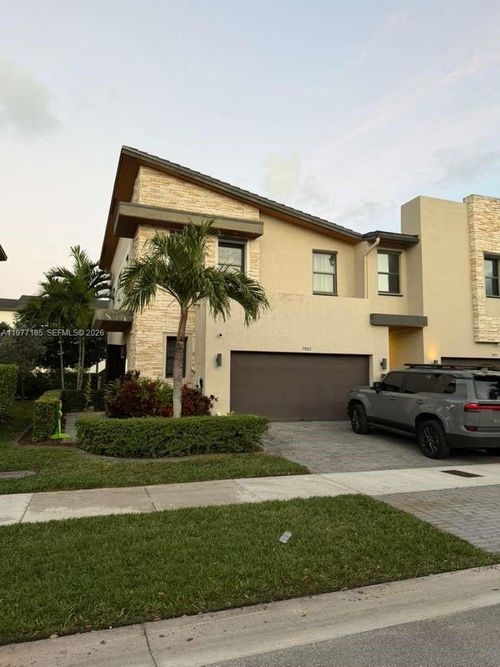 7905 Nw 104th Ct, Doral, FL, 33178-4641 | Card Image
