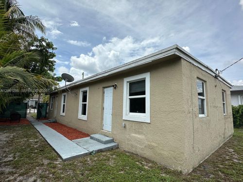 2-728 Sw 6th St, Dania Beach, FL, 33004-4906 | Card Image