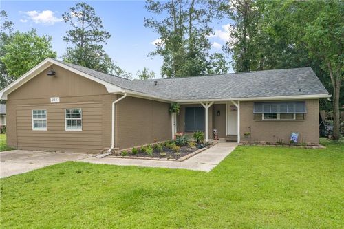 224 E Queens Dr, Slidell, LA, 70458-1020 | Card Image
