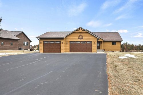 W5550 Island Lake Dr, New Lisbon, WI, 53950-9050 | Card Image