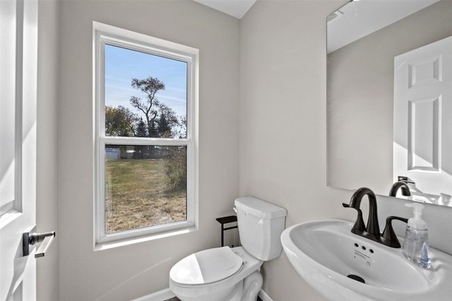 101 Alliance Dr, Condo with 3 bedrooms, 3 bathrooms and null parking in Tipton IA | Image 16