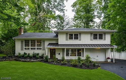 113 Woodland Ave, Morristown, NJ, 07960-6555 | Card Image