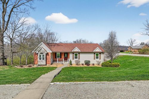 627 Hickory Rd, Lawrenceburg, IN, 47025-8455 | Card Image