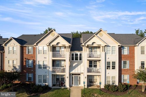 302-700 Orchard Overlook, ODENTON, MD, 21113-2814 | Card Image
