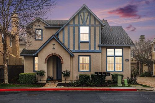 6235 Newhaven Ln, Vallejo, CA, 94591-3827 | Card Image