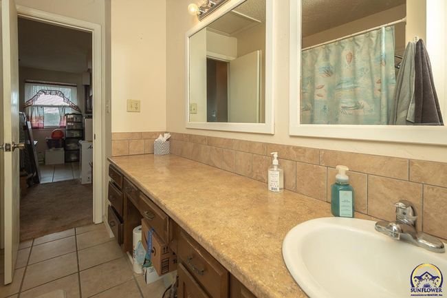 8833 Hickory Ln, House other with 3 bedrooms, 2 bathrooms and null parking in Ozawkie KS | Image 18