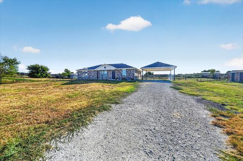 9124 Alabama St, Joshua, TX, 76058-2208 | Card Image