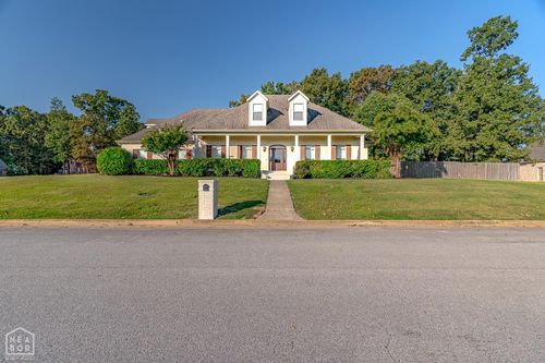 4405 Woodcrest Dr, Jonesboro, AR, 72404-9568 | Card Image