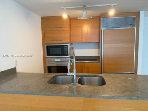 2411-475 Brickell Ave, Miami, FL, 33131-2540 | Card Image