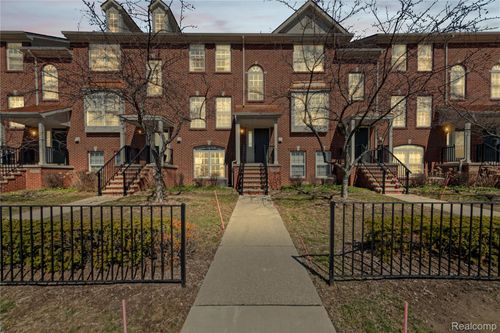 25403 Saint James, Southfield, MI, 48075-1287 | Card Image