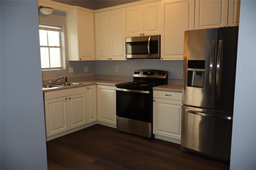 1063 Birnham Woods Blvd, Pasadena, TX, 77503-2267 | Card Image