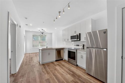 218-525 Parkway Dr, Atlanta, GA, 30354-4122 | Card Image