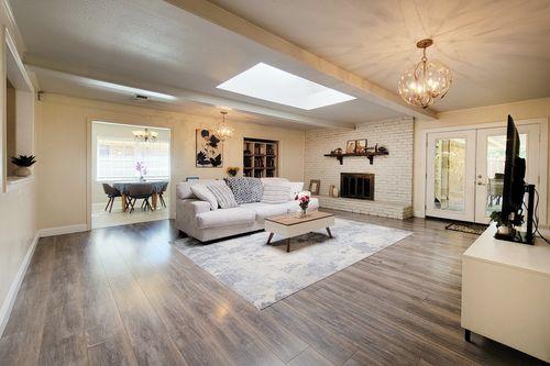 1141 Grove Dr, Lewisville, TX, 75077-2816 | Card Image