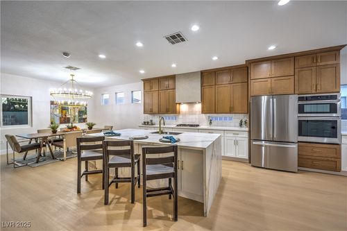 10576 Refugio St, Las Vegas, NV, 89141-4204 | Card Image