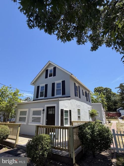 744 2nd St, SOMERS POINT, NJ, 08244-1866 | Card Image
