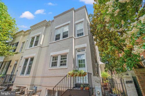 1647 34th St Nw, WASHINGTON, DC, 20007-2742 | Card Image
