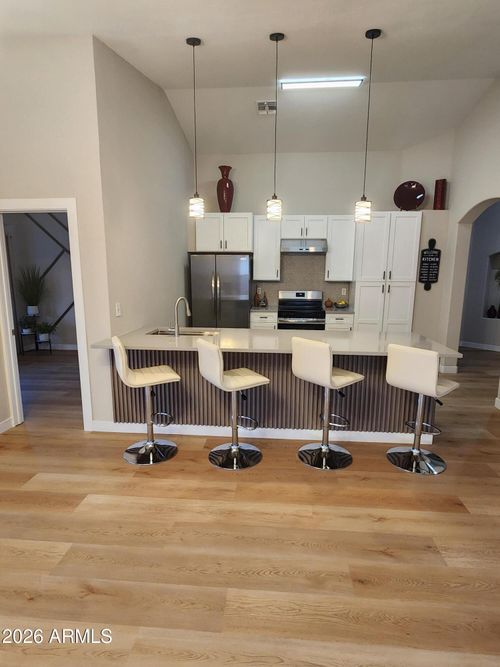 8930 W Custer Ln, Peoria, AZ, 85381-3518 | Card Image