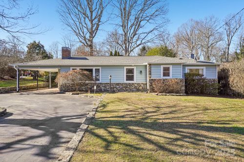 511 Oak Grove Rd, Flat Rock, NC, 28731-9777 | Card Image