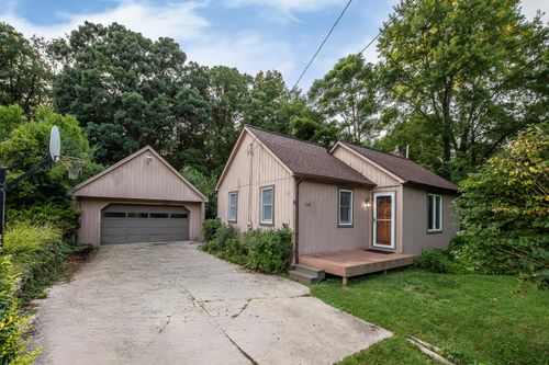 945 Rose Dr, Ann Arbor, MI, 48103-2104 | Card Image